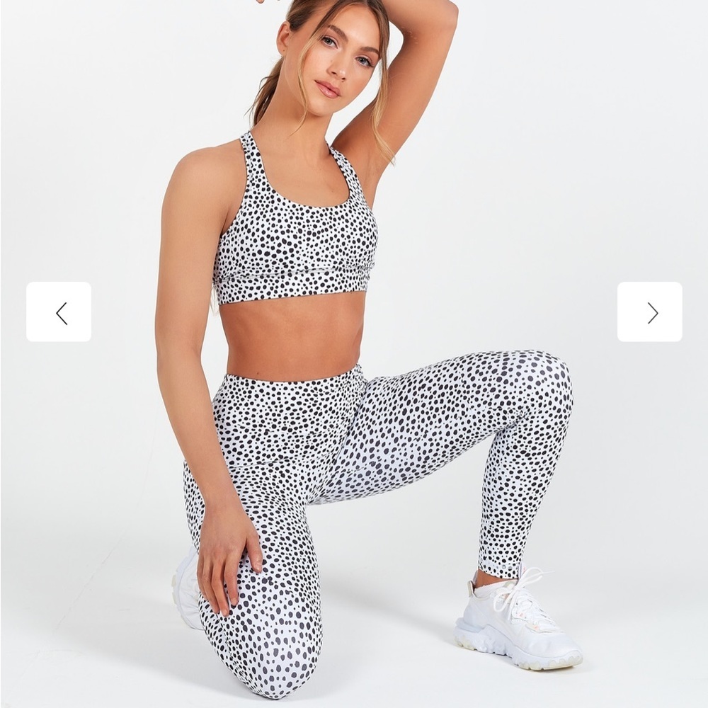 Physiq Apparel Speckled Printed Leggings/Bra Set
